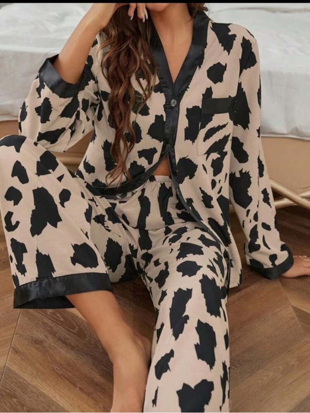 Beige and Black Trim Printed Pajama Set